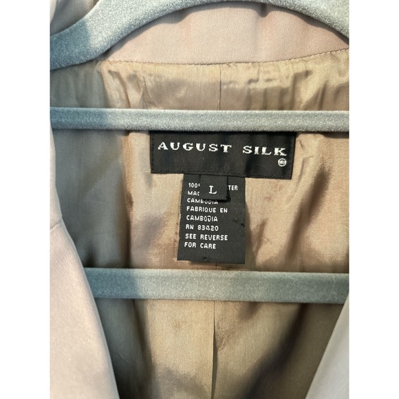 August Silk Blazer w/ Cool Buttonhole Detail and Buttons Size Large Work - Picture 2 of 6